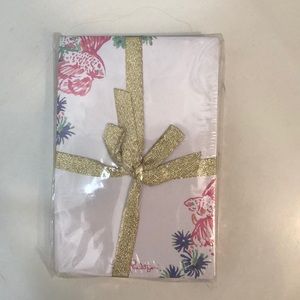 Lilly Pulitzer Other - Lily Pulitzer Large Notepad Still In Packaging! Lilly Pulitzer Other - Lily Pulitzer Large Notepad Still In Packaging!